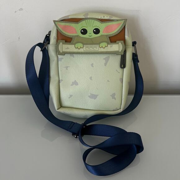 Star Wars The Mandalorian Baby Yoda Grogu Crossbody Bag Buckle Down 8"x5.5" - Picture 1 of 6